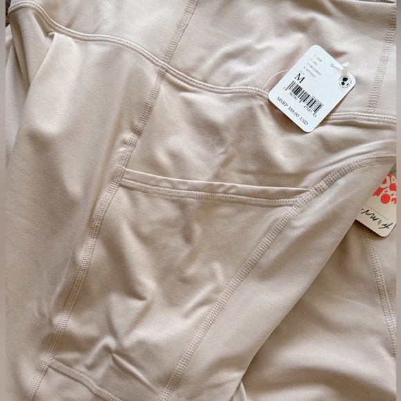 FREE PEOPLE FP Movement Out of Your League Leggings Clay M NWT $88 Retail - Picture 11 of 13